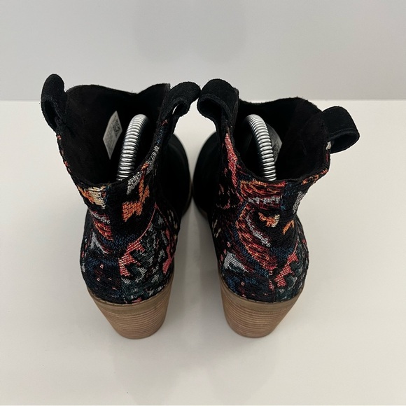 TOMS Constance Western Embroidered Bootie in Black NEW - Picture 9 of 15